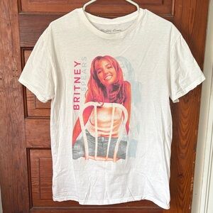 Britney Spears Chair Tee size M